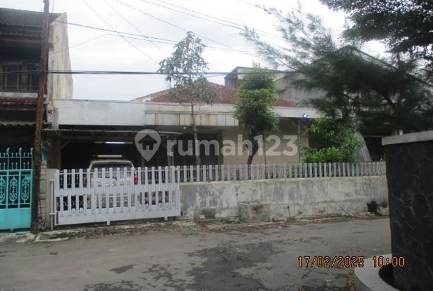 Jual Aset Lelang Bank Rumah Besar di Jl. Kembar Tengah Regol