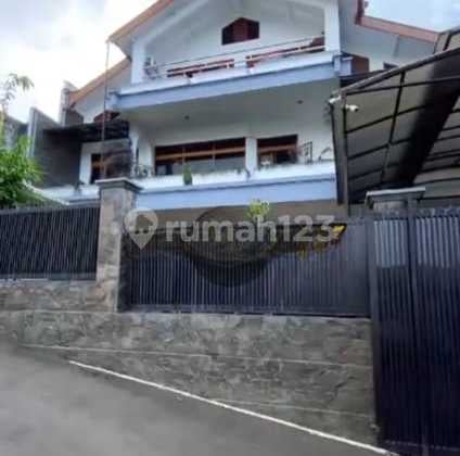 Jual Aset Lelang Bank Rumah Lux di Hegarmanah