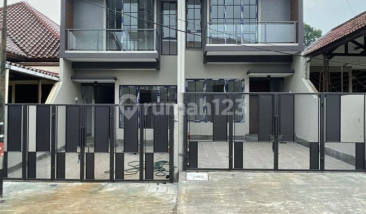Rumah BARU di Kavling DKI meruya.