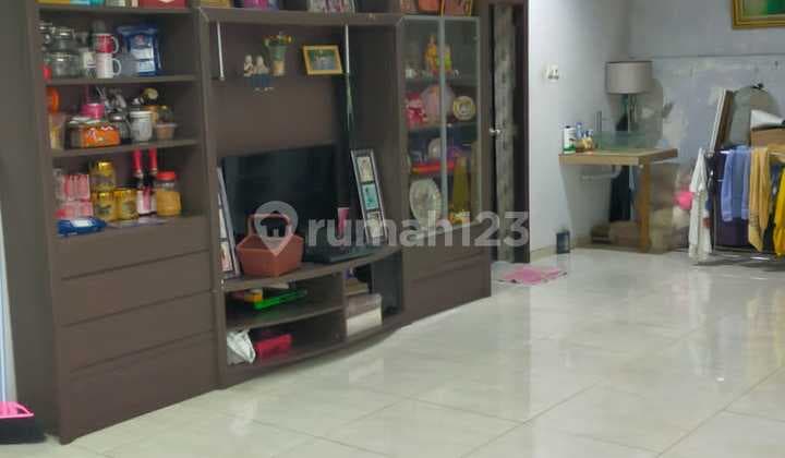 In Gunung Sahari, ready-to-occupy nice unit near Mangga Dua Square