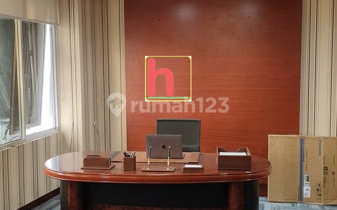 Building on Jln. Panjang Raya, Strategic Location