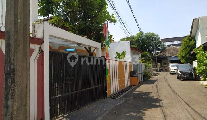 Tanah lelang 235 meter bonus Rumah Bagus di cipinang duren sawit