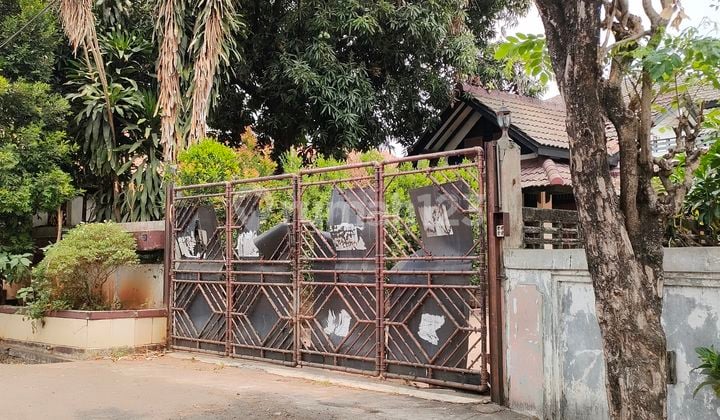 Rumah lelang dihitung Tanah di Jl hanjuang I no 67