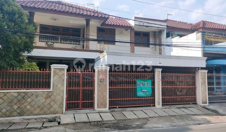 Rumah 2 Lanti di Jl Nusa Indah Raya Kel Malaka Jaya Duren Sawit Jaktim