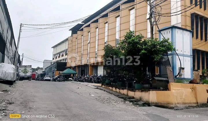 Dijual Lelang Tanah Dan Bangunan Pabrik Di Komp Duta Muara Indah Penjaringandi Desa Mekasarsari Bogor 20.120 Meter
