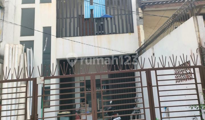 Dijual Ruang Usaha 2 Lantai di Jl Malaka Raya