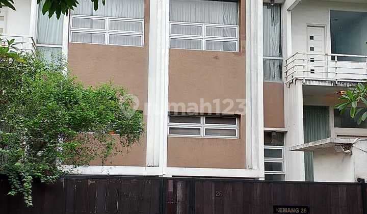 For Sale House Near Kemang Below Market Price With Swimming Pool Land Area 828 Building Area 469