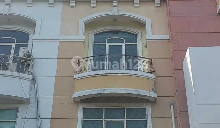 For Sale: 5-Storey Connected Shophouse in Buaran, Duren Sawit