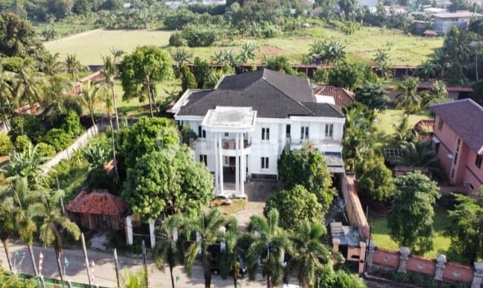Rare Luxury House, Nice 2-Story in Tapos Depok