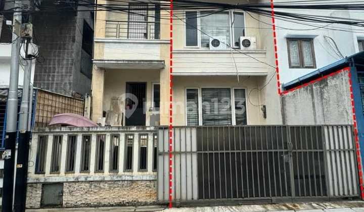 Rumah Murah 2lt di Jl Bambu kuning,Pulo,Kebayoran baru,Jaksel