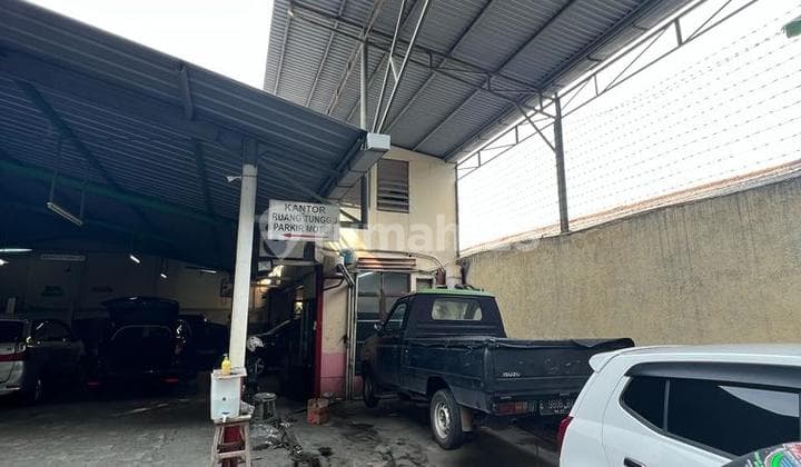 Bengkel Mobil Murah Bgt di Jalan H.jamhari,Kebun Jeruk Jakbar