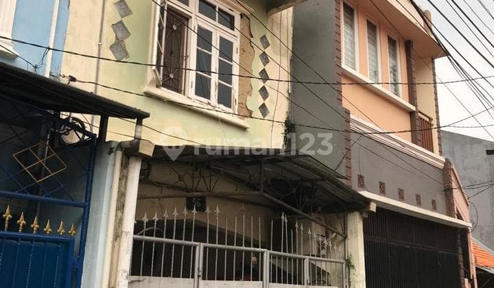 Super Cheap 3-story House on Jl Gunung Sahari, Sawah Besar, Central Jakarta