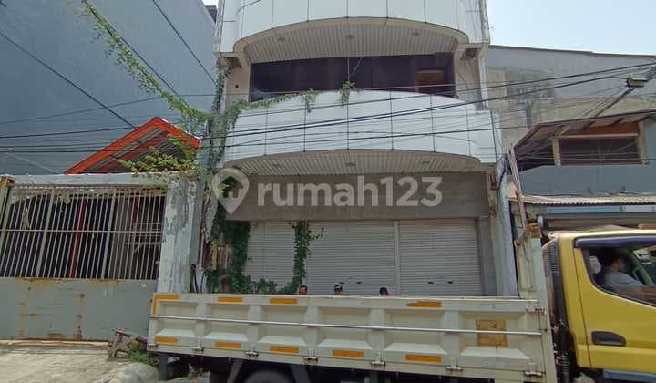 Ruko Murah Bgt 3Lt di Jl Pinangsia 3, Taman Sari, Jakarta Barat