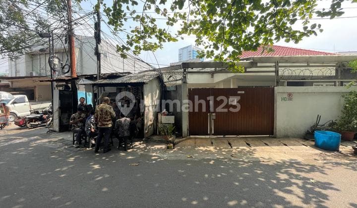 Rumah Murah Bgt di Jl Pejompongan 5,Bendungan Hilir,Tanah Abang