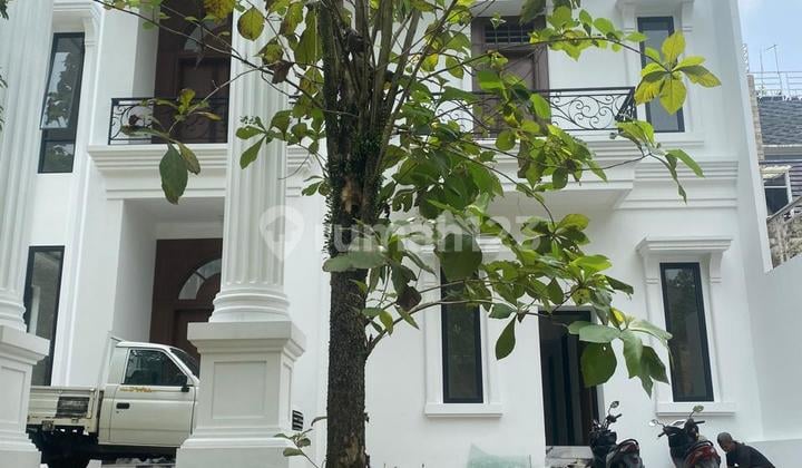 Dijual Rumah Baru Dilengkapi Dengan Kolam Renang