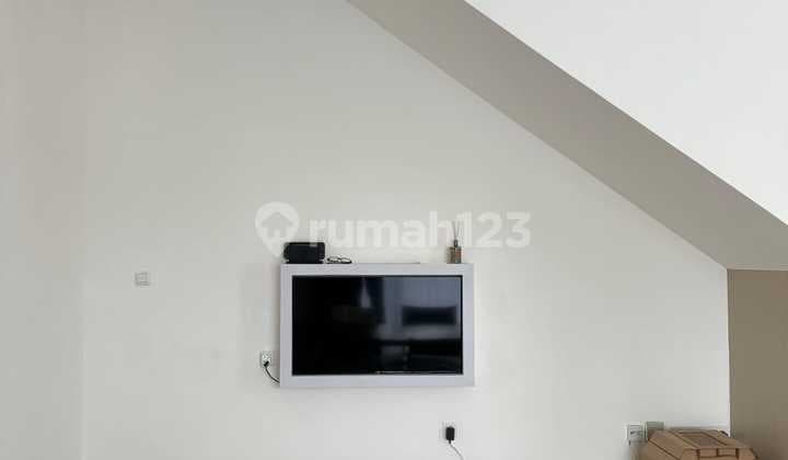 Disewakan Rumah Pik2 Semi Furnish Type Hoek Lokasi Sangat Strategis