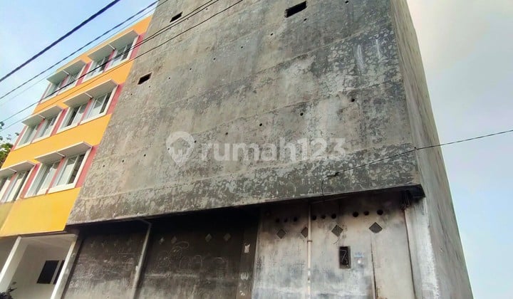 Dijual Cepat Gedung 6 Lantai Bisa U/ Gudang / Airbnb Di Cilenggang Serpong