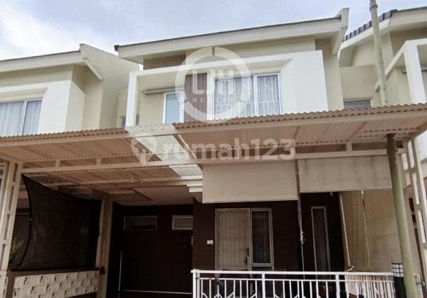 For Sale: 2-Story House in Malibu Village Gading Serpong, South-Facing, 4 BR, Price 1.99 B Negotiable.