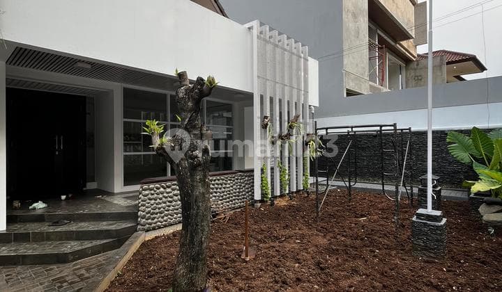 Rumah dengan Konsep Ala Jepang Disewakan dengan Kondisi Rapih Terawat dan Siap Huni