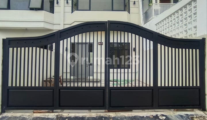 Dijual Rumah 2 Lantai Type American Classic di Depok Albani Residence Tahap 2