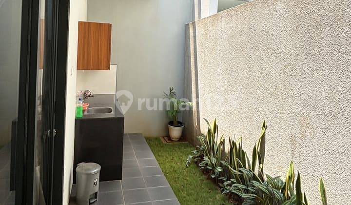 Rumah Modern Di Bintaro Dekat Stasiun P Ranji