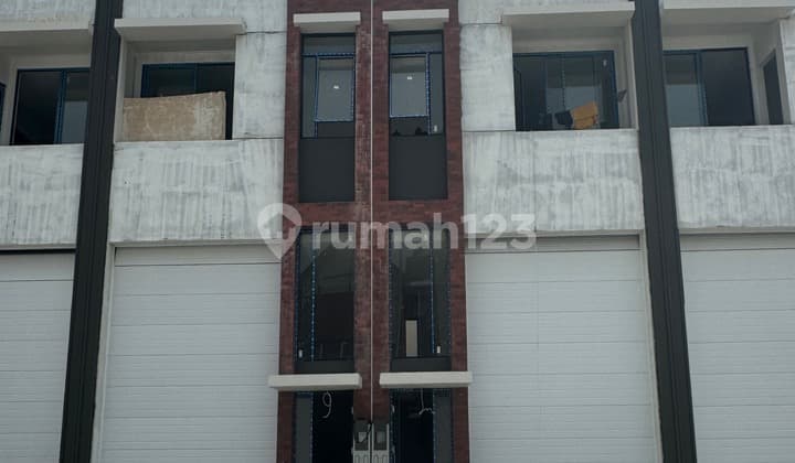 CASH / KPG - Gudang Multiguna Bizpark PIK2 6X20 (2 Lantai)