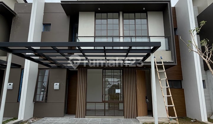 Bisa KPR Rumah Pik2 Pasir Putih 10X18 Free Swimming Pool