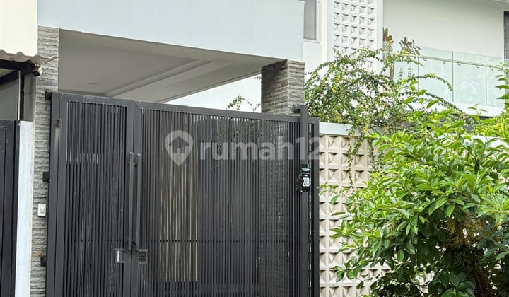 Sewa Rumah Pik1 Katamaran 8X23 Semi Furnished
