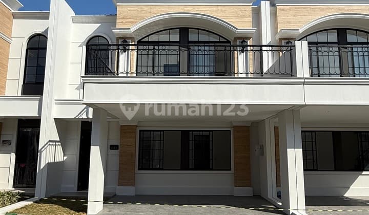 Rent House Pik2 Bukit Nirmala 8x10 (3+1 Bedroom)