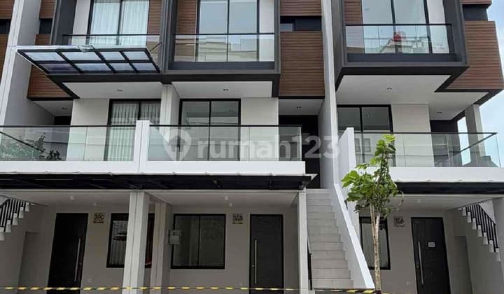 Bisa KPR Rumah Golf Island Pik 5X15 (3 Lantai)