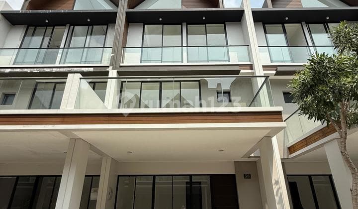 Cash / KPR - Rumah Pik2 Osaka 6X10 (3 Lantai)