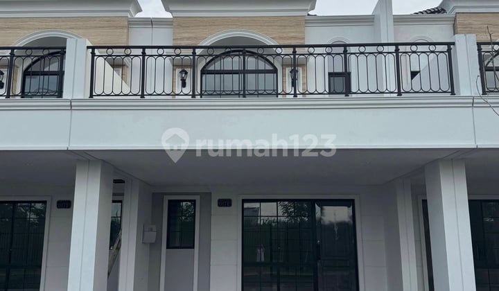 For Rent: Pik2 Bukit Nirmala House 6X15 (3+1 Bedrooms)