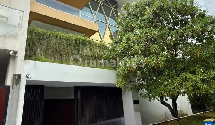 Luxury House, Pik Kano Permai, Corner Plot, 676m2, Furnished