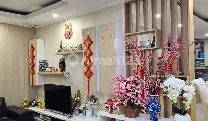 Rumah Murah Siap Huni Rapi 3 Lantai Di Taman Palem Lestari