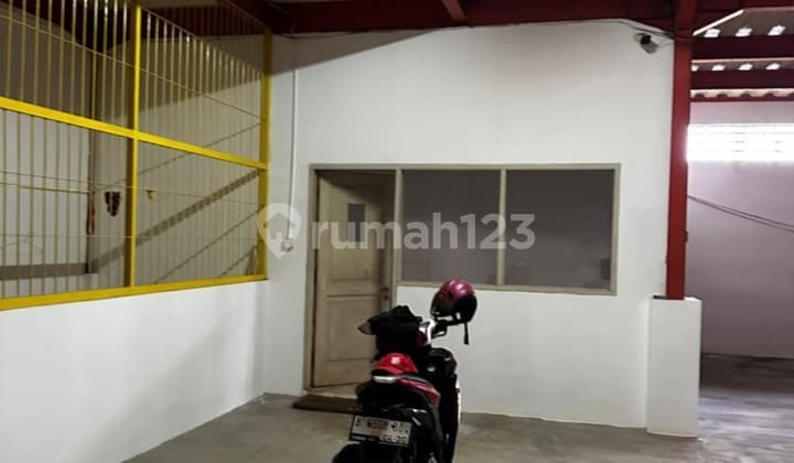 Affordable Warehouse Minimum 2 Years Ready to Use Flood-Free in Cibodas Tangerang
