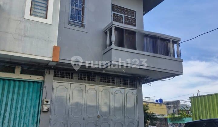 Ruko Murah 3 Lantai Rapi Baru Renov Siap Pakai Bebas Banjir di Ruko 1000 Taman Palem Lestari