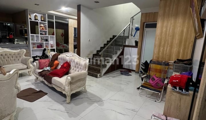 Rumah Murah Masih Nego 2.5 Lantai Full Furnished Siap Huni Bebas Banjir di Golf Lake Residence Cengkareng