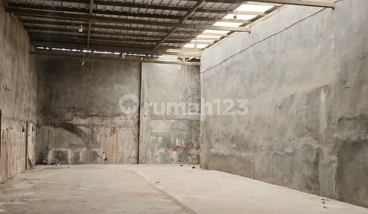 Gudang Murah Minimal 2 Tahun Siap Pakai Bebas Banjir di Prepedan Menceng Cengkareng