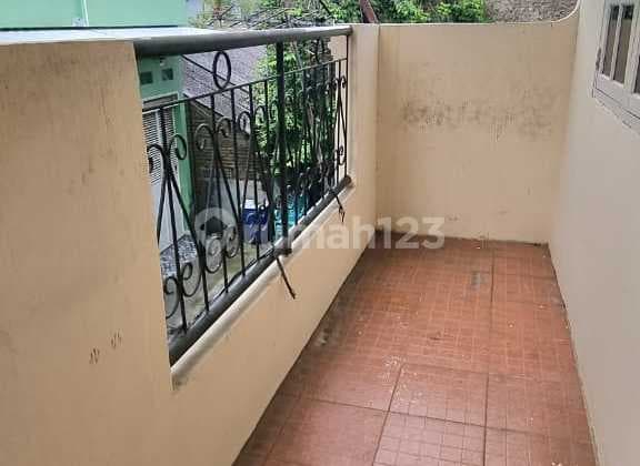 Rumah Murah 2 Lantai Akses Mobil Bisa Kpr Dan Siap Huni Di Menceng Cengkareng