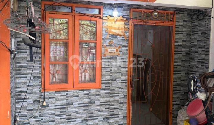 Rumah 2 Lantai Siap Huni Bebas Banjir di Taman Palem Lestari