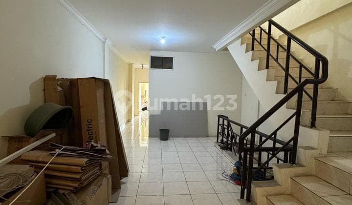 Dijual Ruko Murah 3.5 Lantai Bebas Banjir Cocok Buat Office Usaha Online di Mutiara Palem Cengkareng