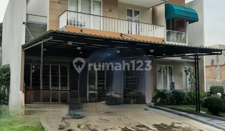 Dijual Rumah 2,5 Lantai Full Furnish & Interior Design siap huni di Sutera Jelita, Alam Sutera. Ernaefgs