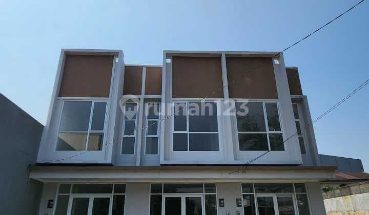 Dijual Ruko 2 Lantai Jalan Utama Villa Melati Mas Traffic Rame. Byn
