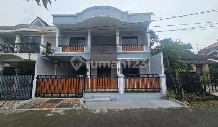 Dijual Brand New House Siap Huni Nyaman Ada Functional Room di Griya Loka BSD. Ylefb