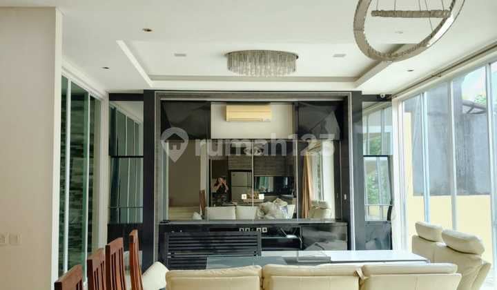 Disewakan Rumah Mewah di Frangipani De Park Bsd City. Shrly Efb