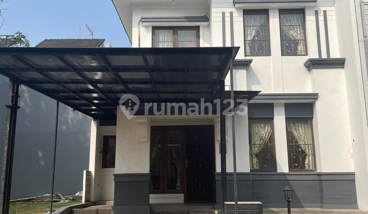 Rumah 2 Lantai Semi Furnished di The Green Bsd City, - Hl Efb