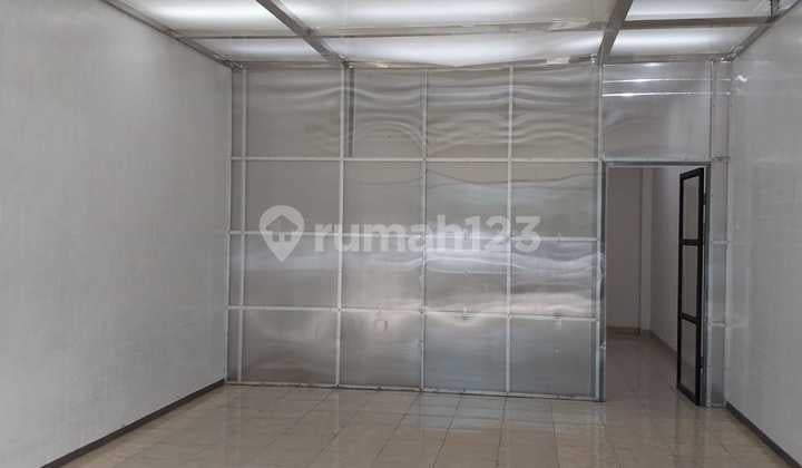 Dijual Ruko Dotcom Gading Serpong 3 Lantai Kondisi Rapih Siap Pakai Lokasi Sangat Strategis. Shelaefk