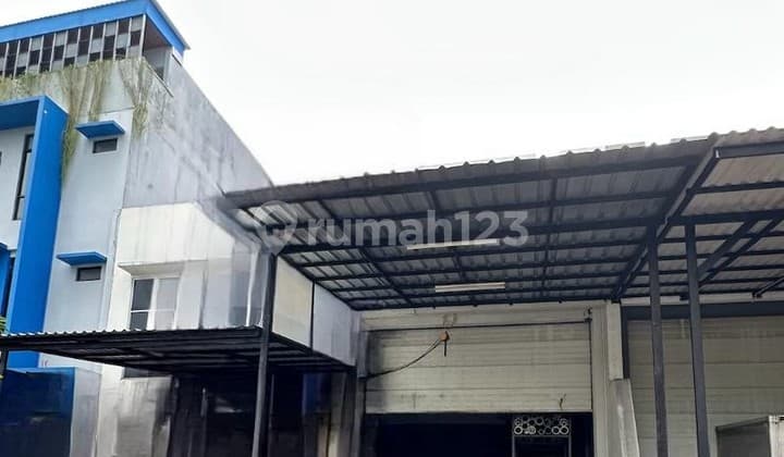 Jual Cepat Gudang Taman Tekno Bsd 2 Lantai Ada Ruang Kantor dan Kitchen - Hlefb