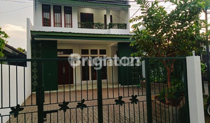 RUMAH ASRI 2 LANTAI DI JAGAKARSA