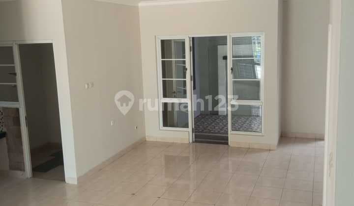 Rumah Siap Huni Dekat Akses Tol Kota Wisata Cibubur